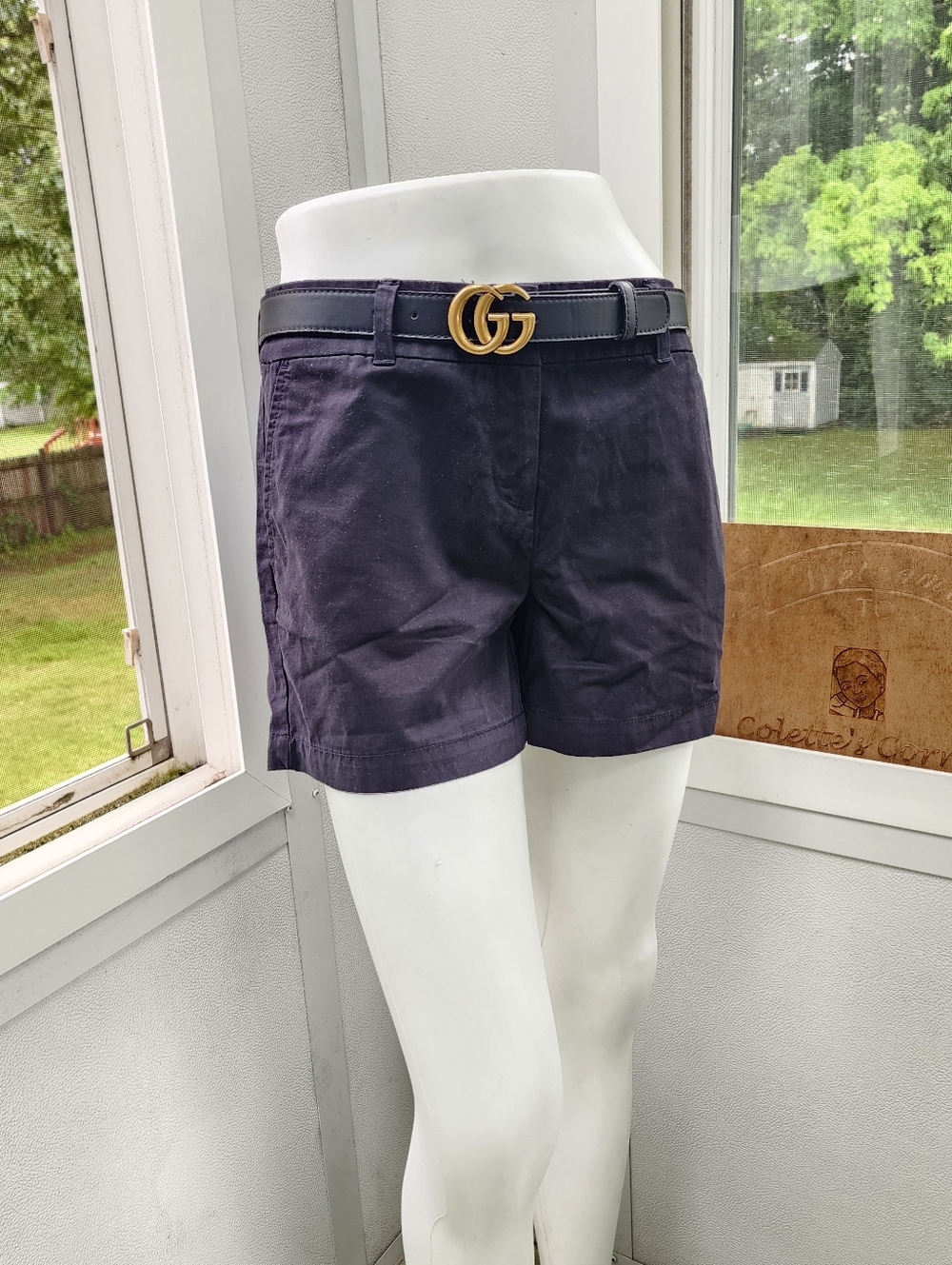 LOFT Black 100% Cotton Tailored 4" Shorts Size 4